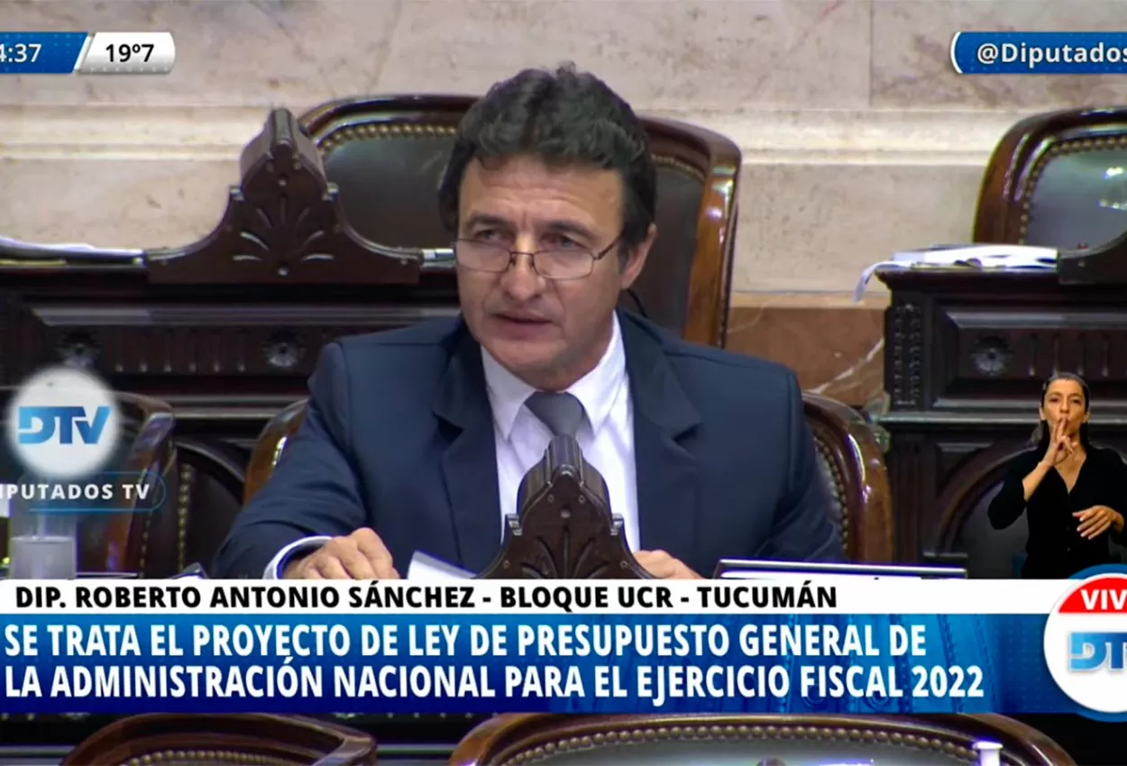 EN SESIÓN. Roberto Sánchez expone sobre el proyecto de Presupuesto 2022.