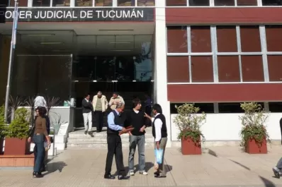 Tucumán: Un hombre que apuñaló por la espalda a su pareja seguirá detenido por 90 días