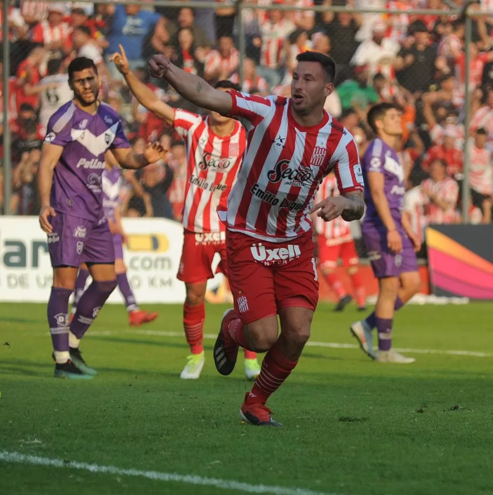 GRAN RECUERDO. Pons tuvo un gran paso por el club; marcó cuatro goles en la Superliga y 12 en la Primera Nacional. 