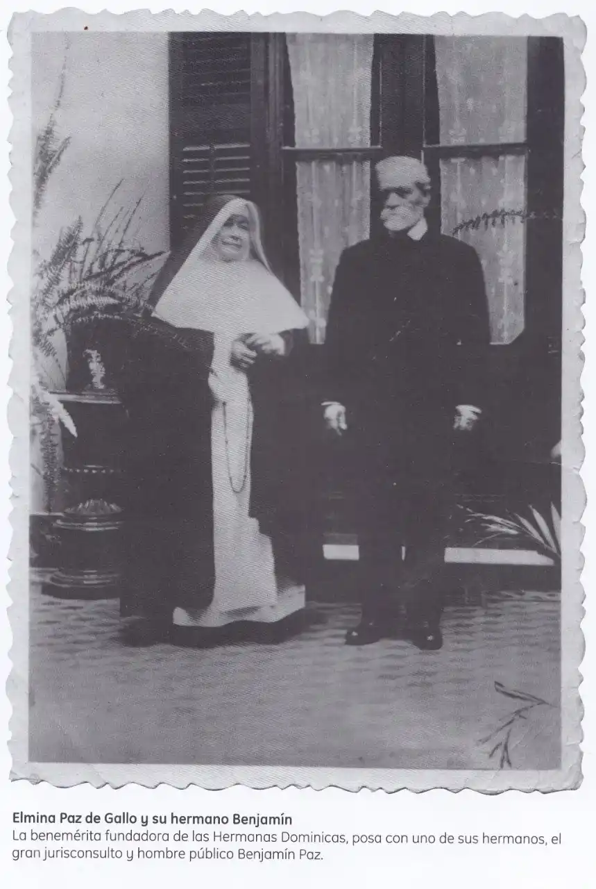 JUNTO A SU HERMANO. La Madre Elmina y el destacado jurisconsulto Benjamín Paz, quien la ayudó y asesoró con su obra.