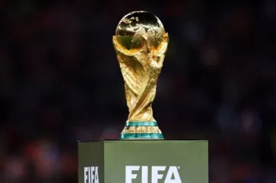 Cumbre global de la FIFA para debatir el proyecto de los Mundiales cada dos años