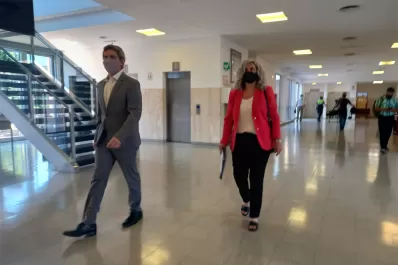 Videos: Impiden a la prensa cubrir en los tribunales penales la indagatoria a una periodista de LA GACETA