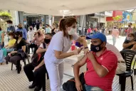 La mortalidad por covid-19 entre personas no inoculadas es casi el triple que entre las vacunadas