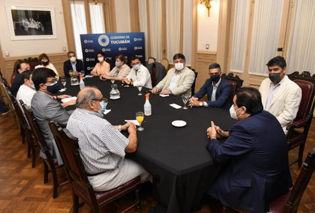 EN CASA DE GOBIERNO. El gabinete provincial se reunió, coordinado por Sergio Mansilla. Foto: Prensa Gobernación