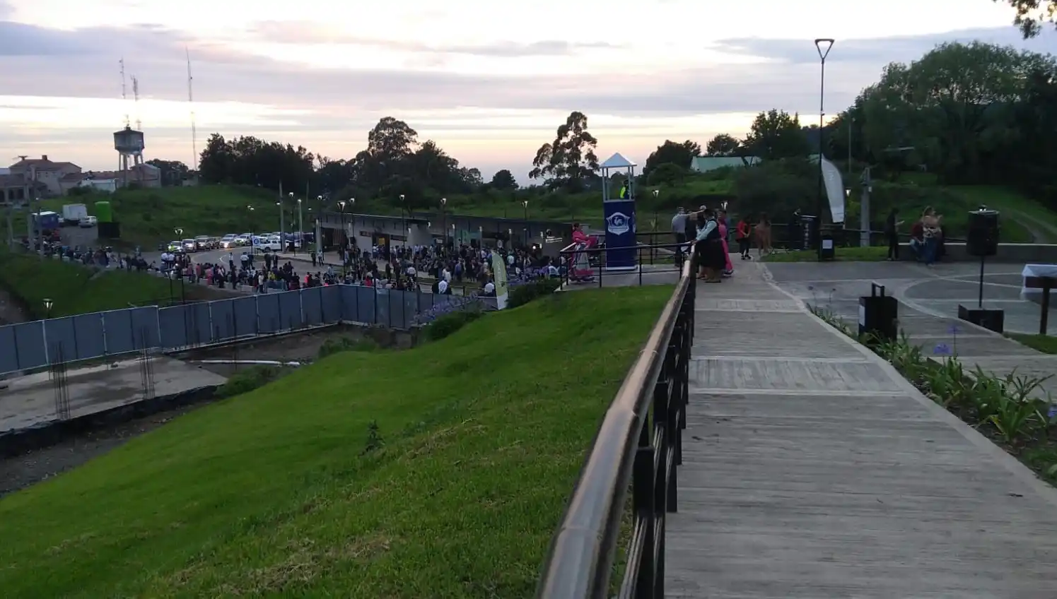 TURISMO. Un remozado Cristo ya bendice el Gran San Miguel de Tucumán.