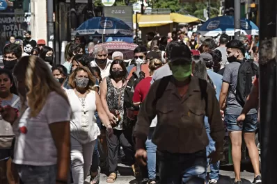El comercio de Tucumán, en Navidad: Las ventas están en alza, afirman en la FET