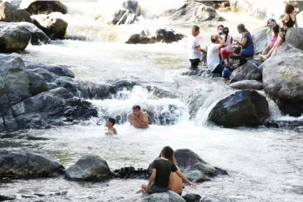 Tucumán: un domingo para ríos o piletas