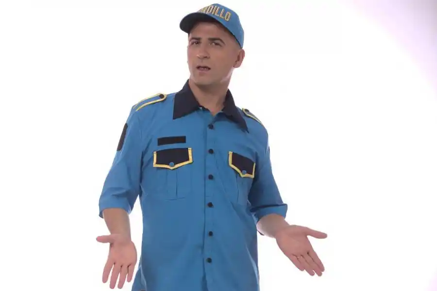 CLÁSICO. Miguel Martín es el Oficial Gordillo en “Más vivo que nunca”.  