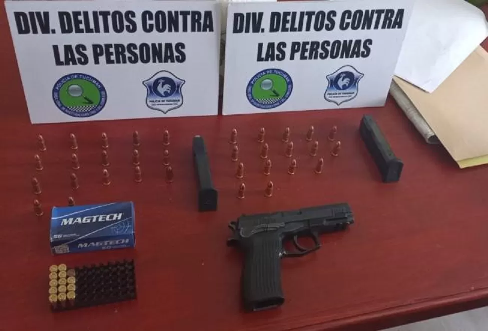 FUERA DE CIRCULACIÓN. Armas secuestradas por la Policía provincial. foto: Prensa Ministerio de Seguridad