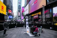 Así despiden en el mundo al segundo año de la peste