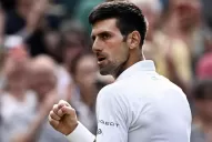 Escándalo en Australia: Novak Djokovic permanece demorado en un aeropuerto 