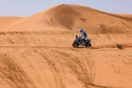 Al Attiyah y Andújar ganaron la etapa 4 del Dakar por sanciones a los líderes