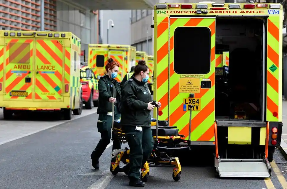  LONDRES. Intensa actividad en el área covid del Royal London Hospital. 