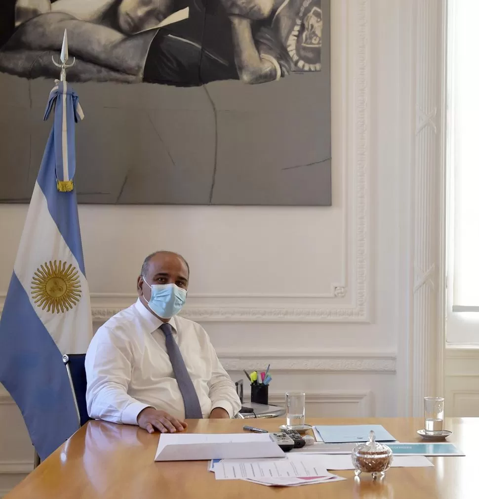 MANZUR. “Lo prioritario es la vida, cuidar la vida de los argentinos, la salud”, dijo sobre las metas de 2022. twitter @JuanManzurOK
