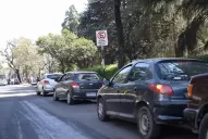 Ponen en marcha las pruebas para el estacionamiento pago en la capital 