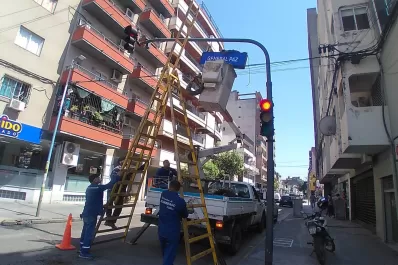 Señalizaciones: nomencladores nuevos en las calles céntricas