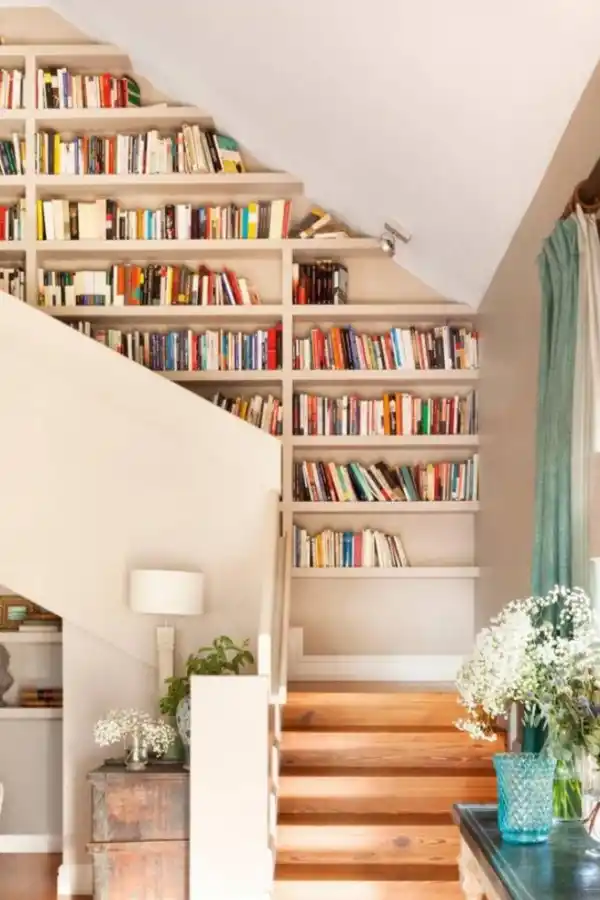 MUEBLES.Elegir piezas con múltiples funciones en un mismo espacio.