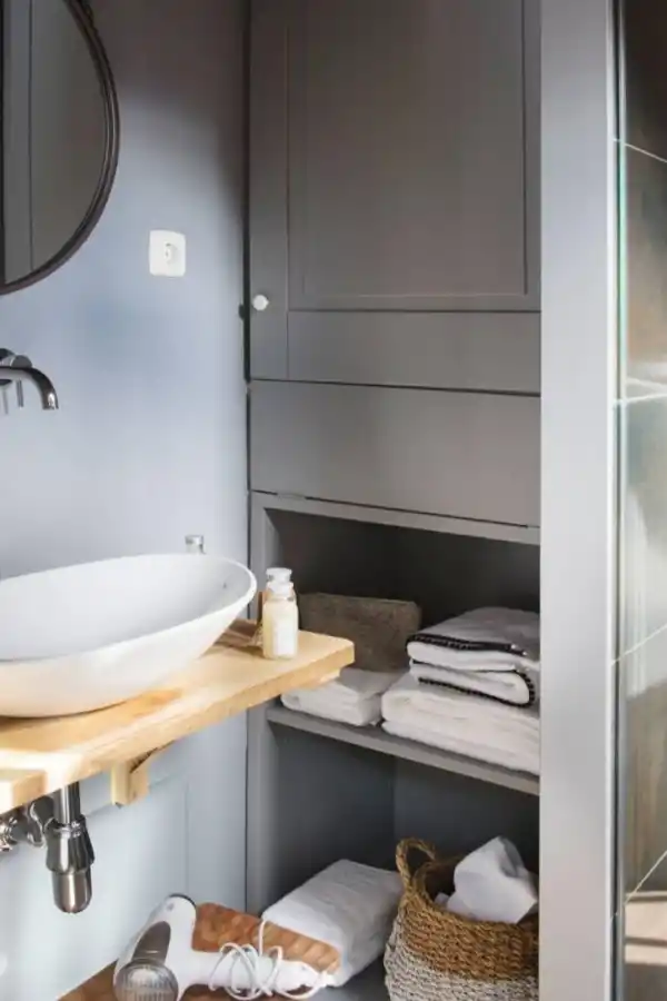 ORDEN: Mantener la correcta organización de los elementos de la casa, contribuye al equilibrio emocional de las personas y a su bienestar.