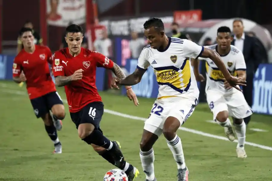 INTERÉS. River no pierde las esperanzas de fichar al lateral Fabricio Bustos, de Independiente. archivo