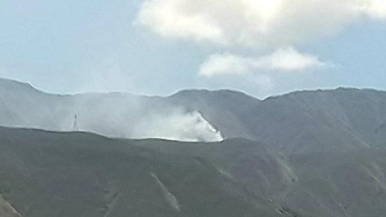 Un incendio de baja dimensión se registró en un cerro de Tafí del Valle