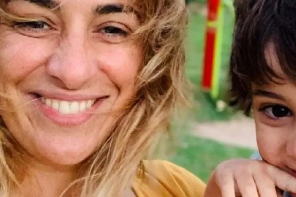 María Julia Oliván y su hijo con autismo pasaron un mal momento en Aeroparque