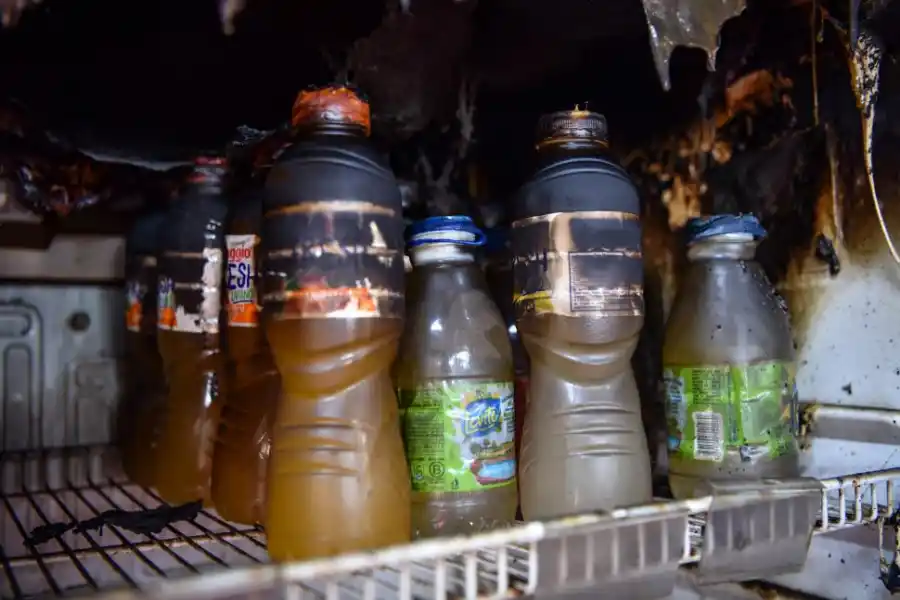 El incendio dejó ruinas y recuerdos en la ex Terminal