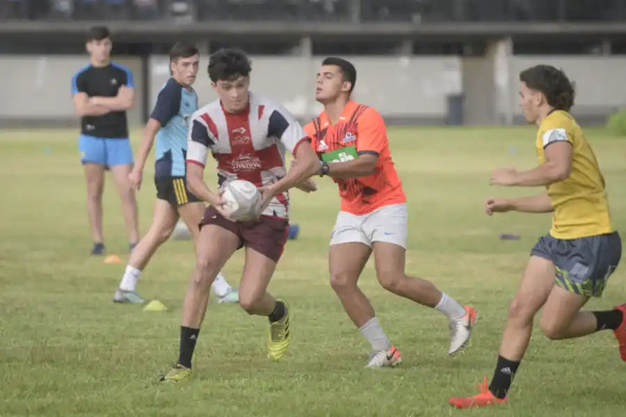 MOVIMIENTOS. Los Naranjitas tendrán que asentarse como equipo en corto plazo.