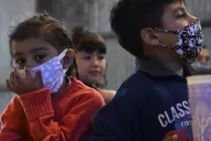Advierten que las nuevas variantes de covid-19 provocan síntomas variados en los niños