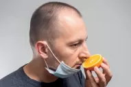 Descubren un factor vinculado a la pérdida del olfato por covid: ¿quiénes tienen más riesgo?