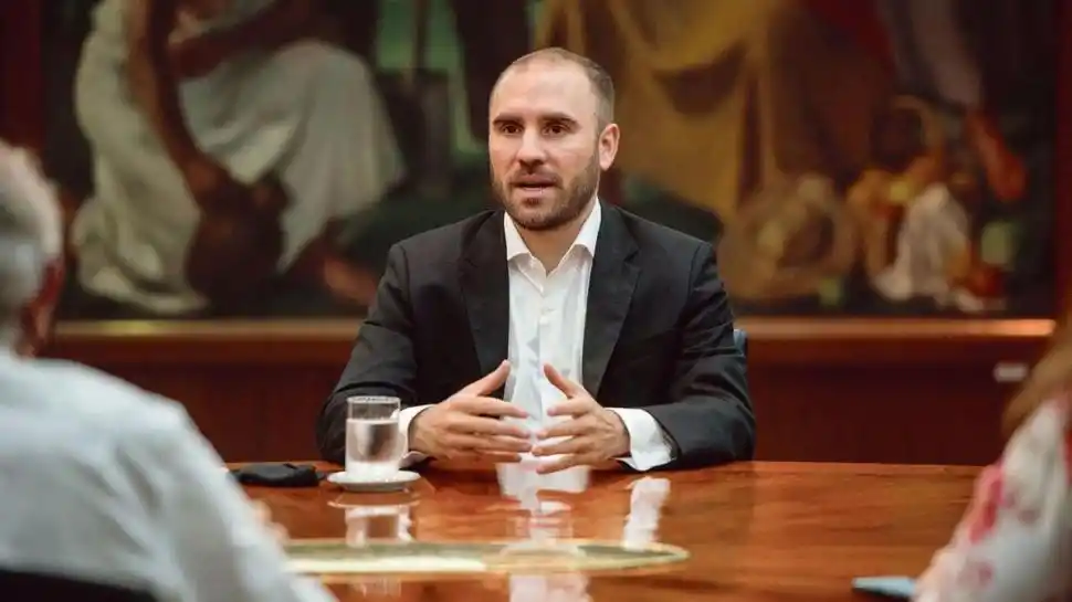 Un libro revela cómo el país lidia con el FMI casi igual que en 1984