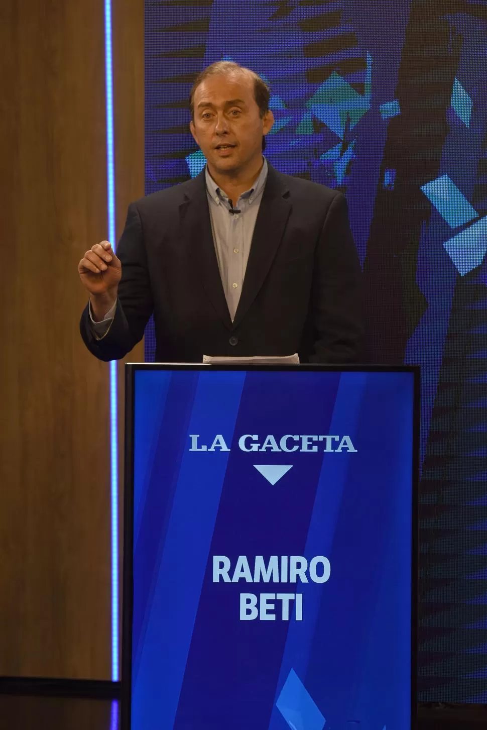 Ramiro Beti.