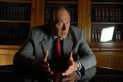 El papa Francisco designó al ex juez Zaffaroni para un organismo académico del Vaticano