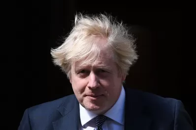 Boris Johnson afirmó que Vladimir Putin no habría invadido Ucrania si fuera mujer
