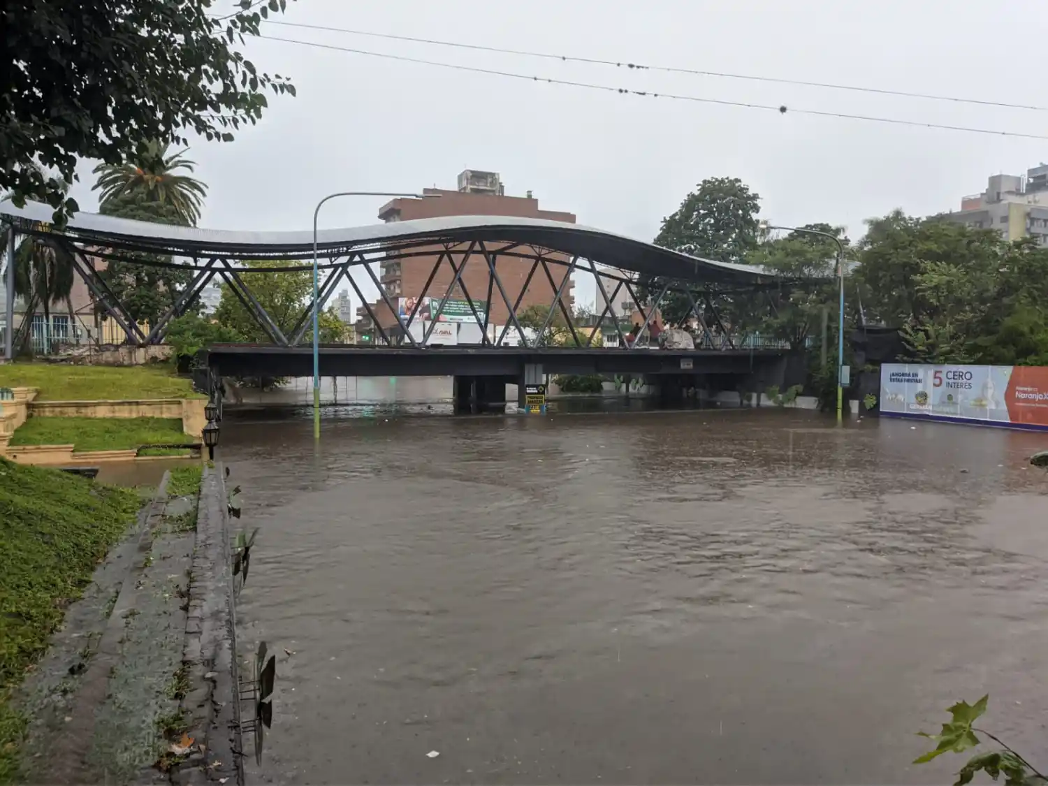 Puente ferroviario de la calle 24 de Septiembre.