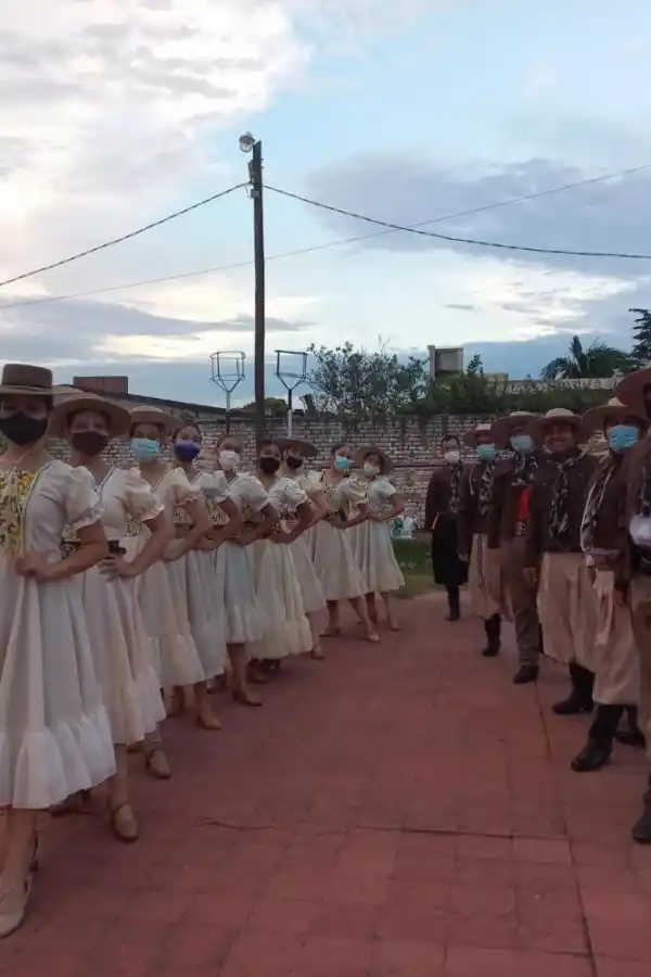 OBJETIVO. Llevan la identidad tucumana y taficeña por el país. 