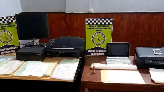 PRENSA Y COMUNICACIÓN