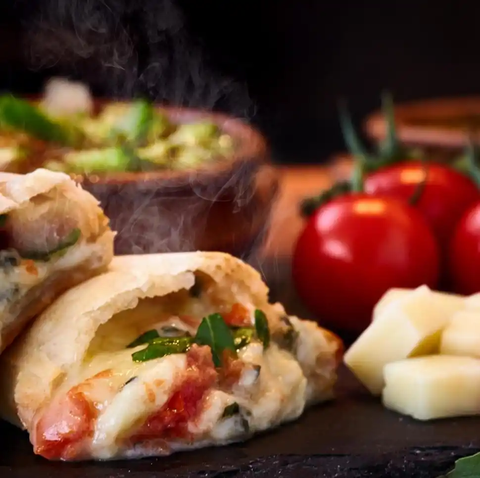 SABORES NUEVOS. Neville ofrece empanadas de varios sabores.