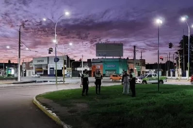 Pelea entre limpiavidrios frente al Parque