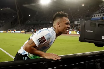 Argentina le ganó a Colombia y le dio un duro golpe a su ambición mundialista