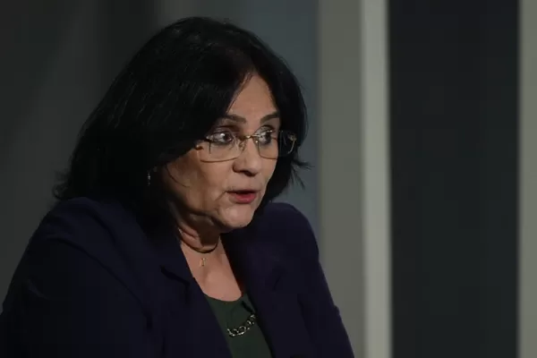 Ministra de Brasil vinculó el embarazo infantil a la exposición en TikTok