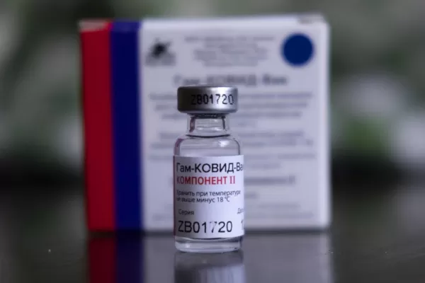 Coronavirus: la vacuna Sputnik V obtuvo la aprobación permanente en Rusia