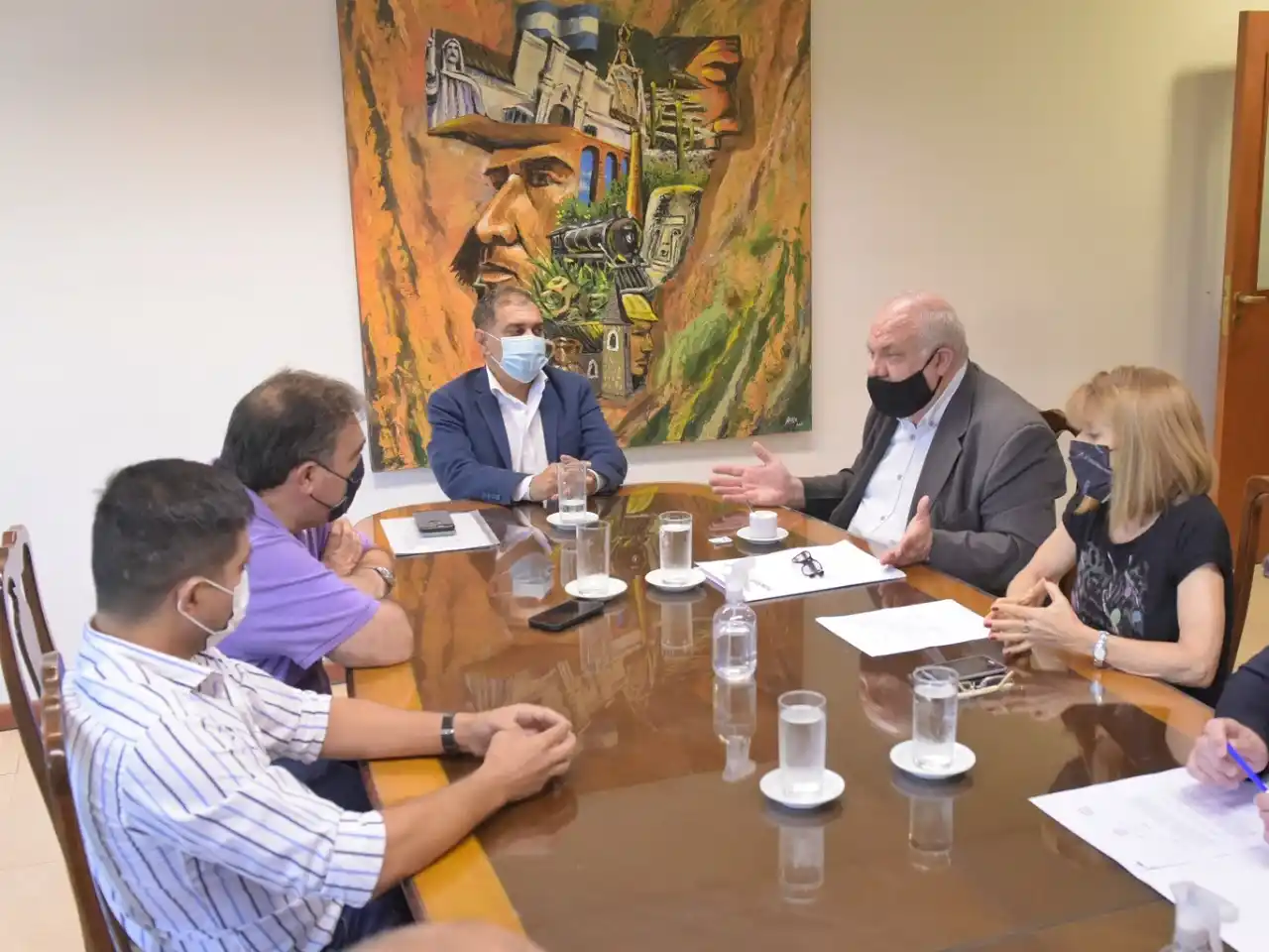 EN COMISIÓN. Legisladores emitieron el dictamen favorable para la prórroga del pase sanitario. Foto: Prensa HLT