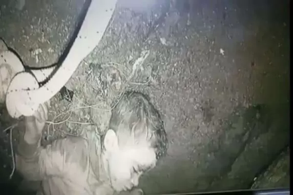 El rescate de un niño que cayó a un pozo tiene en vilo al mundo