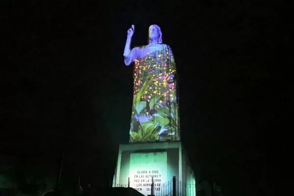 Para fomentar los circuitos nocturnos en San Javier, el Cristo estrena un novedoso espectáculo