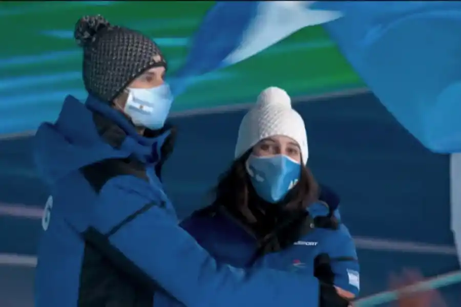 Con Alberto Fernández presente, Argentina desfiló en la ceremonia inaugural de Beijing 2022