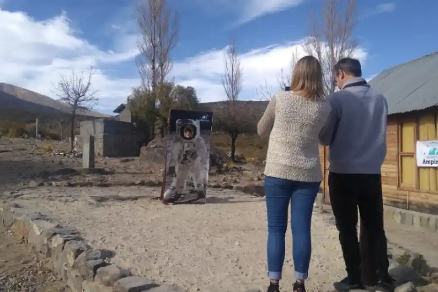 PASEOS. Los recorridos dentro del área son guiados por profesionales.