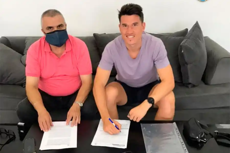 VOLANTE. Isnaldo viene de quedar libre en Bahía, Brasil.