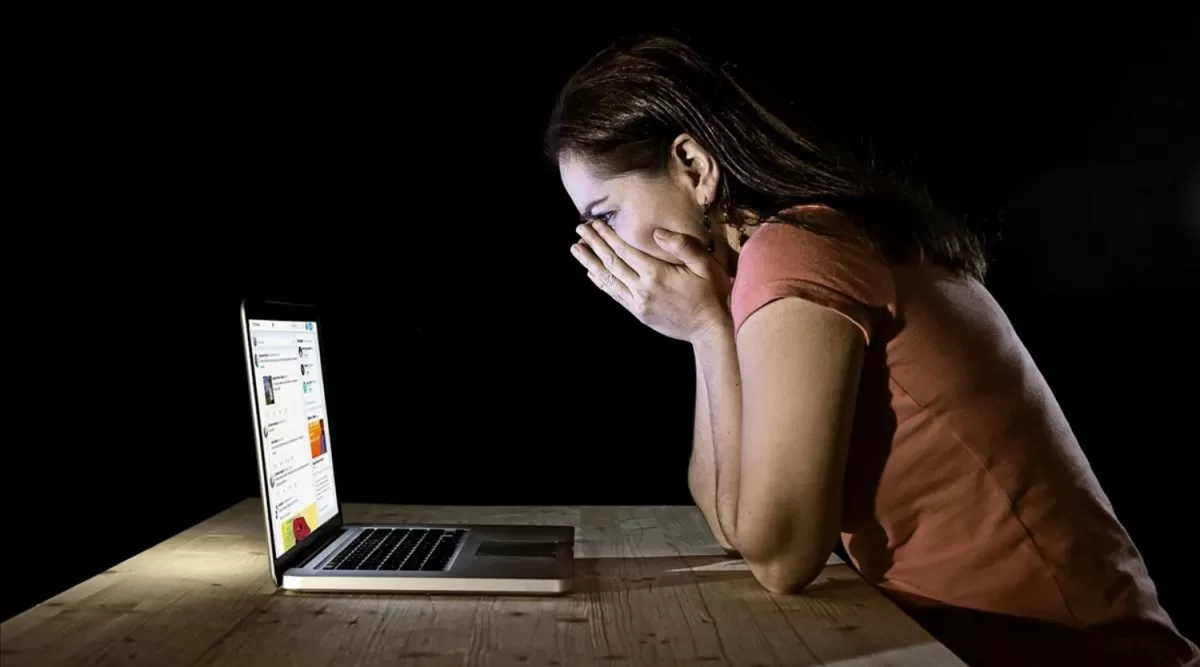 En todo el mundo, el 55% de mujeres y niñas vivió situaciones de riesgo en Internet