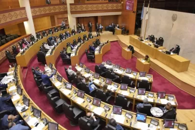 Se aprobó en la Legislatura el apoyo al arreglo con el FMI