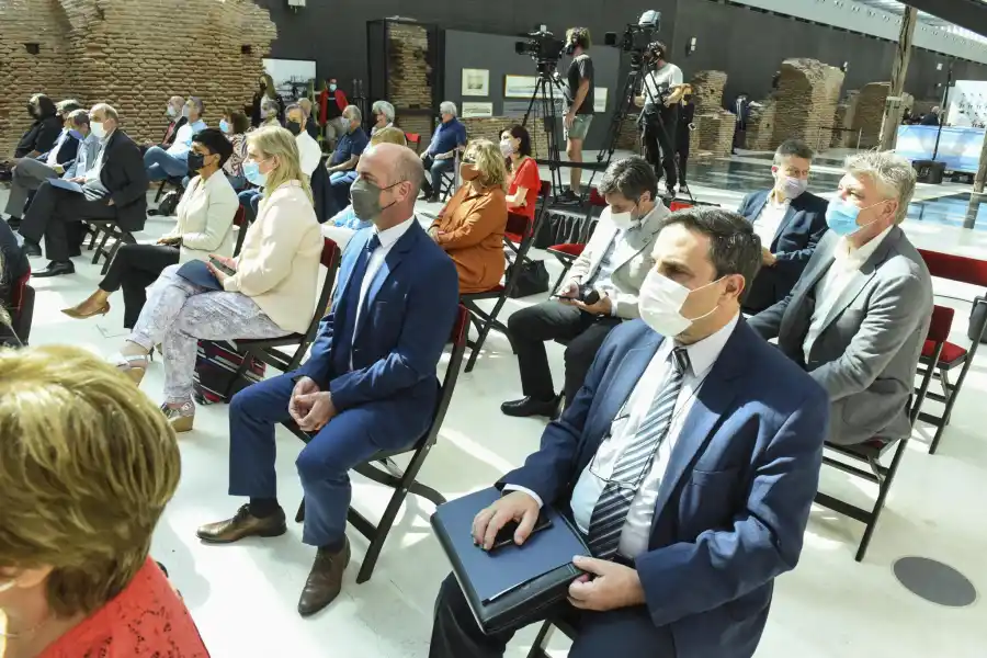 Lichtmajer: Nuestro objetivo es que los chicos y chicas estén en la escuela